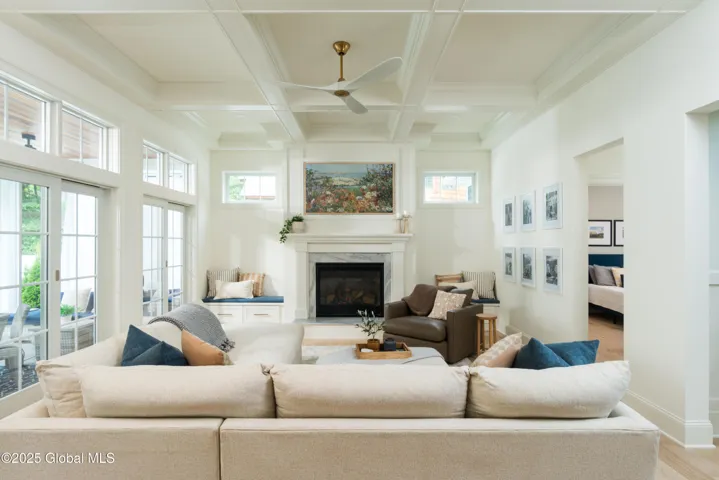 23 Catalina Drive, Milton, Ny 12020