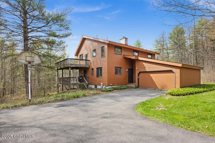 40 Indian Ladder Drive, Altamont, Ny 12009