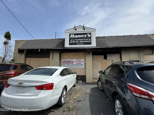 11 S Central Avenue, Mechanicville, Ny 12118