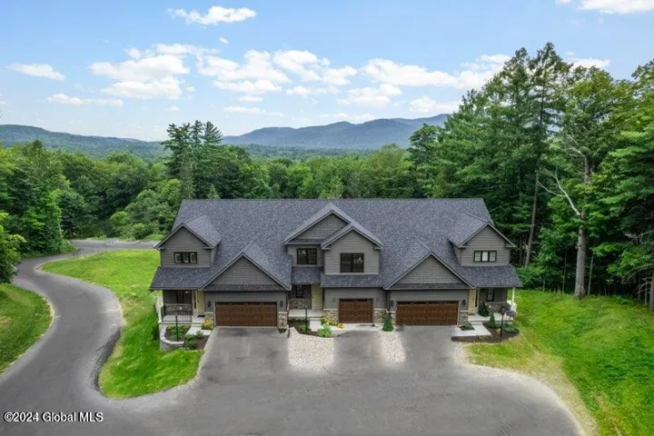 9 Hill Crest Lane, 2, Lake George, Ny 12845