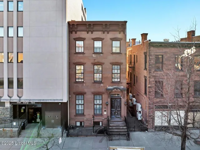 166 Washington Avenue, Albany, Ny 12210