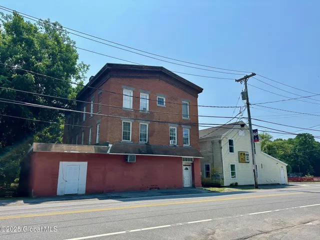 50-52 Gates Avenue, Victory, Ny 12884