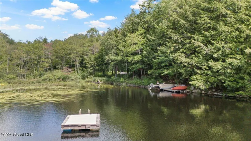 L33.1 N End Road, Greenfield, Ny 12833