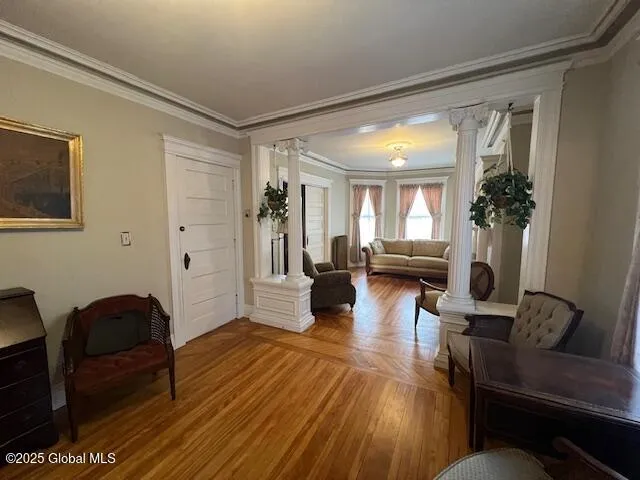 230 Green Street, Schenectady, Ny 12305