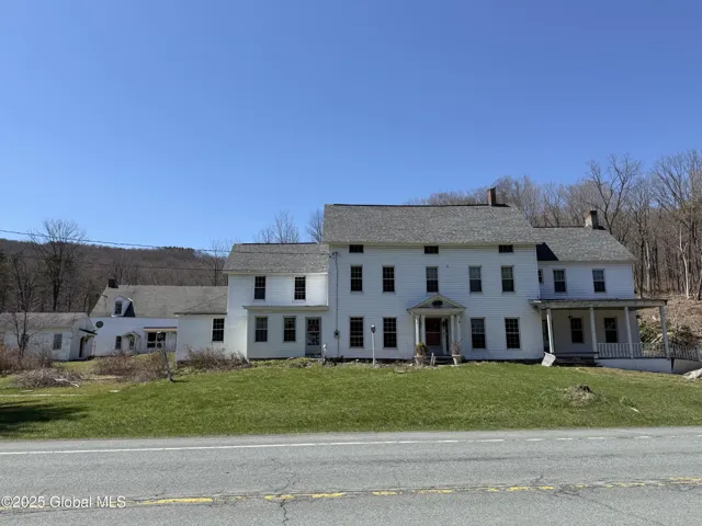 17971 Ny-22, Berlin, Ny 12022