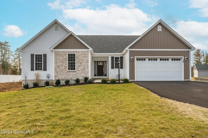 9 Brookhaven Court, Wilton, Ny 12866