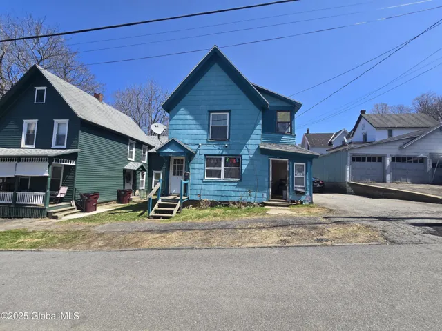96 Woodside Ave, Gloversville, Ny 12078
