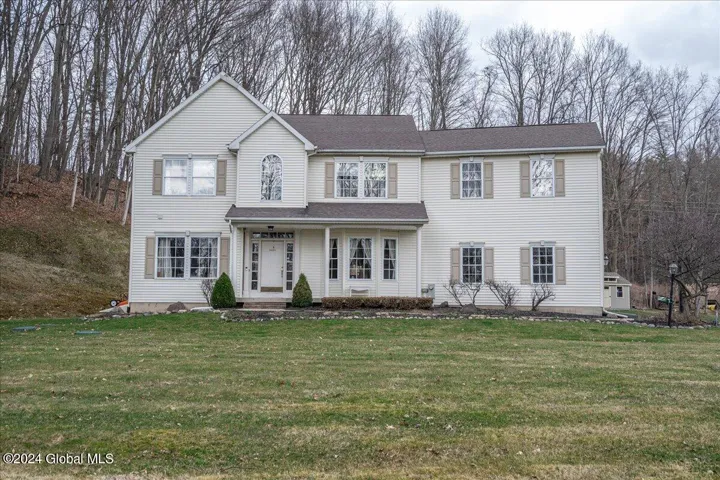 40 Vischer Ferry Road, Clifton Park, Ny 12148