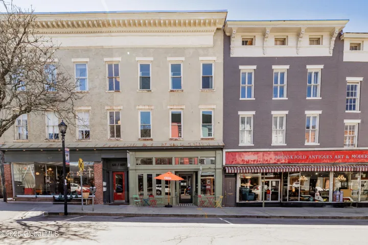 609 Warren Street, Hudson, Ny 12534