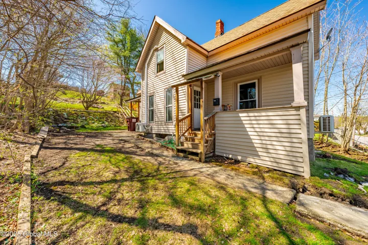 67 3rd Street, Gloversville, Ny 12078