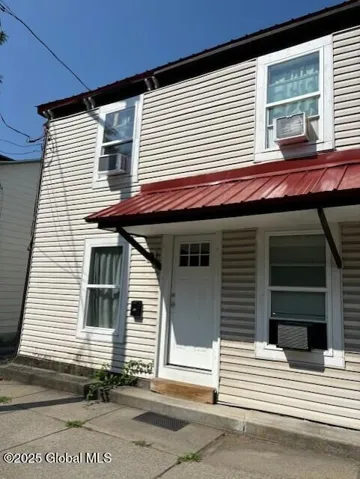 53 S Franklin Street, Saratoga Springs, New York 12866