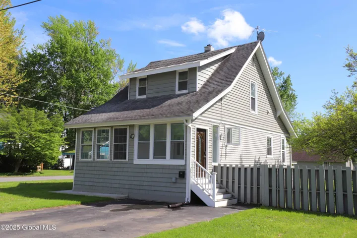 701 Engleman Avenue, Glenville, New York 12302
