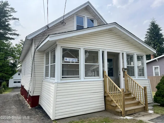 1732 Avenue H, Schenectady, Ny 12304