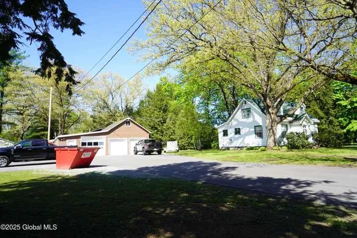 33 Thomas Avenue, Hudson Falls, Ny 12839