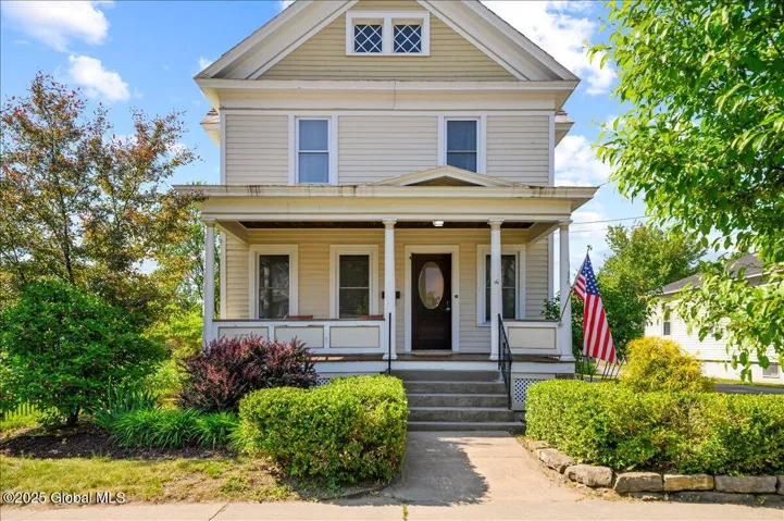 162 Lake Avenue, Saratoga Springs, Ny 12866
