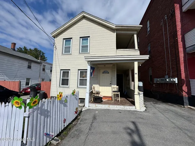 18 John Street, Amsterdam, Ny 12010