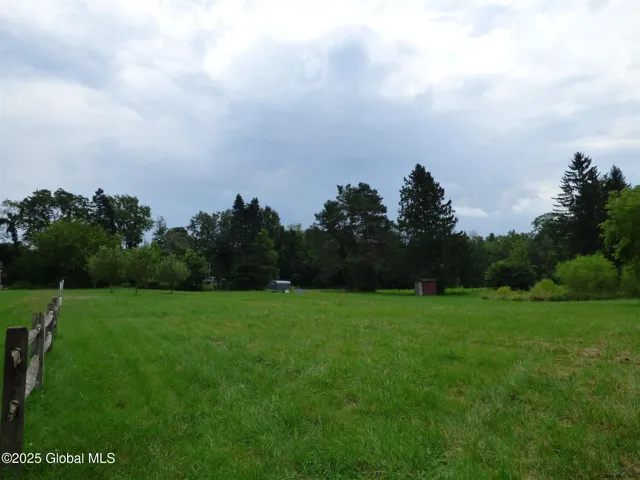 80 Ashdown Road, Clifton Park, New York 12019