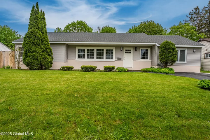 1168 Mcclellan Street, Schenectady, Ny 12309