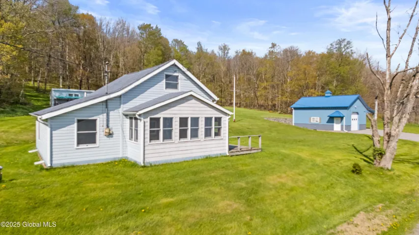 725 Arabia Road, Summit, New York 12175