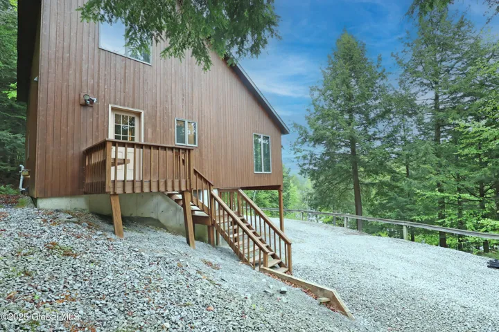 441 E Kelm Pond Road, Warrensburg, New York 12885