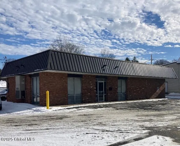 101 Main Street, Corinth, New York 12822