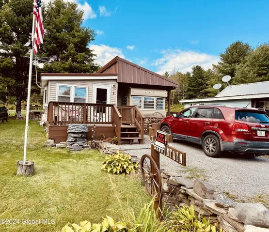 783 Woodstock Road, Berne, New York 12059