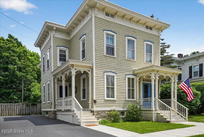 302 S William Street, Johnstown, New York 12095