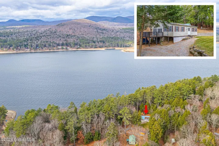 12 Birch Place, Day, New York 12835
