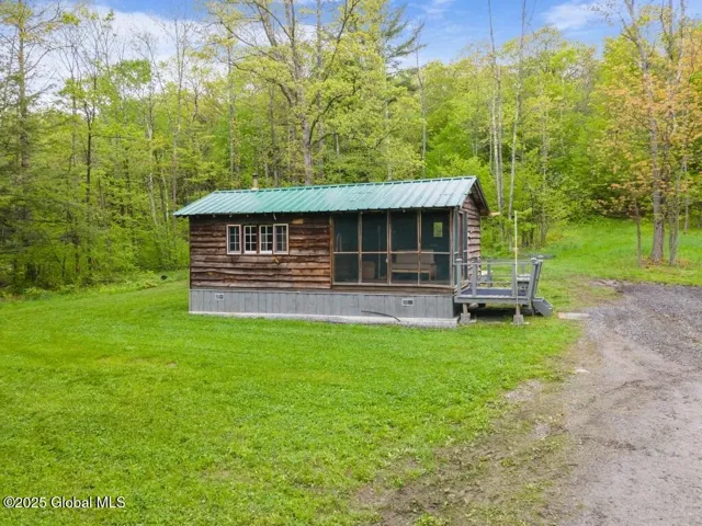 429 Posson Hill Road, Middleburgh, New York 12122