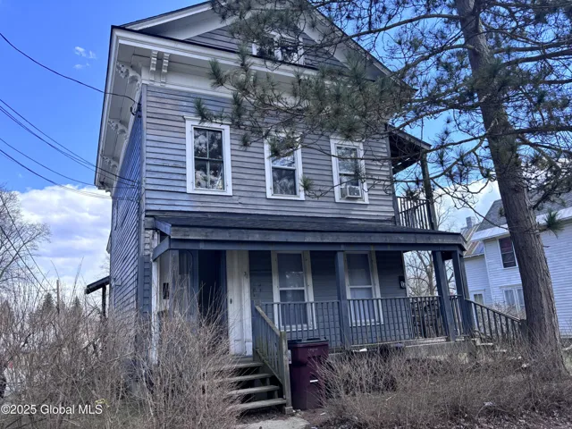 70 West Street, Gloversville, New York 12078