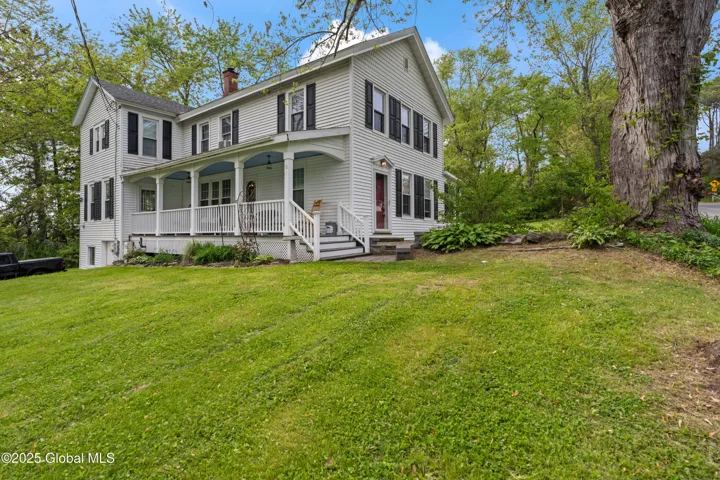 202 Steadwell Road, Amsterdam, New York 12010