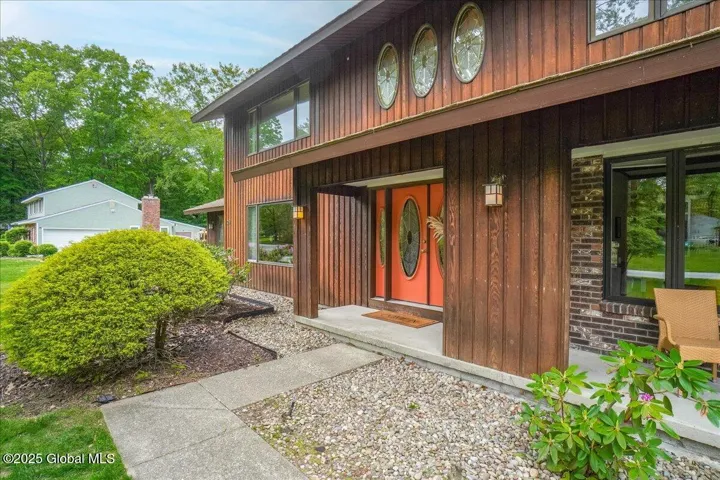29 Via Maria Drive, Glenville, New York 12302