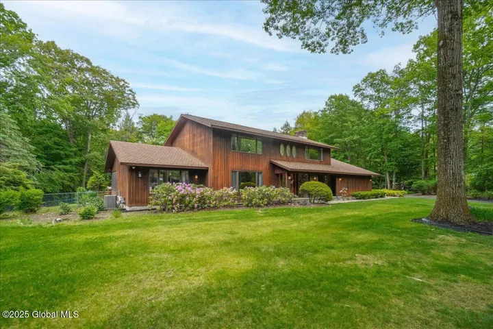 29 Via Maria Drive, Glenville, New York 12302