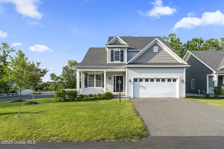2 Hillard Lane, Colonie, New York 12110