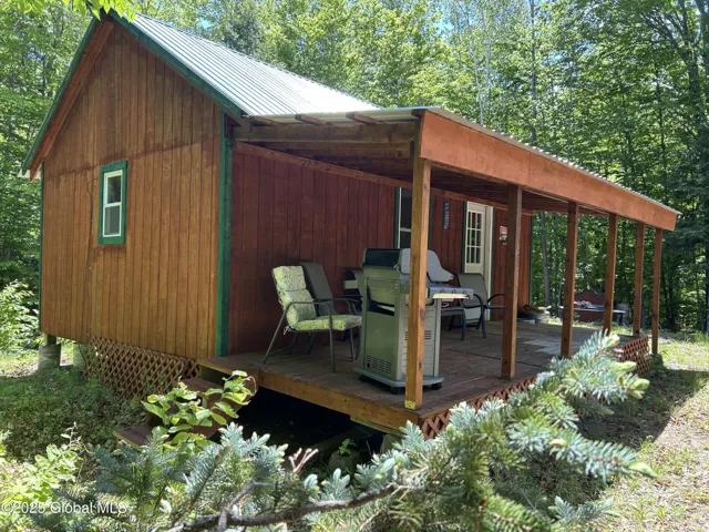 10 W W Tucker Road, Stony Creek, New York 12878