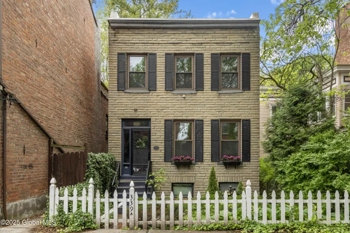 339a Madison Avenue, Albany, New York 12210