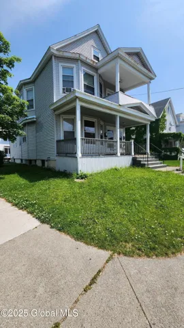 359 2nd Avenue, Albany, New York 12209
