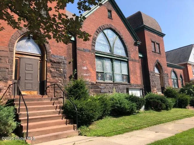 516 Park Avenue, Mechanicville, New York 12118