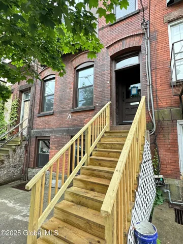 154 Lark Street, Albany, New York 12210