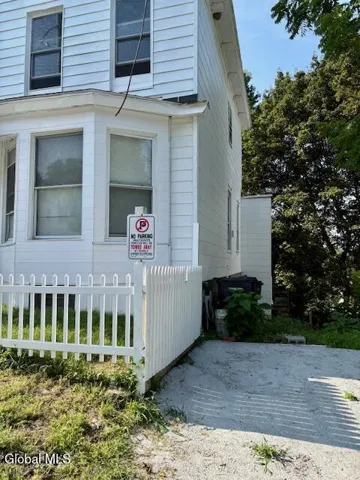 58 Thompson Street, Troy, New York 12180