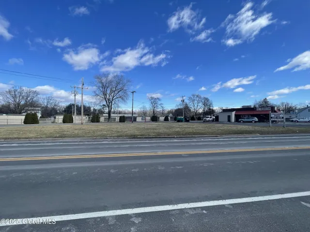 L1 Sacandaga Road, Schenectady, New York 12302