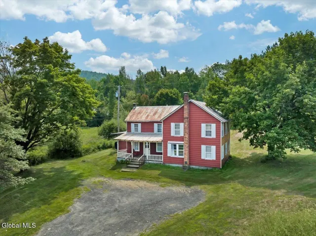 2140 Ny-8, Johnsburg, New York 12843