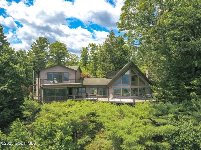 91 Lake Winds Road, Bolton, New York 12824