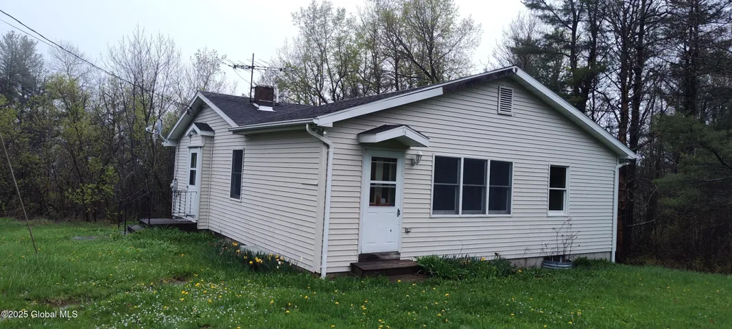 16 Lake Road, Rensselaerville, New York 12147