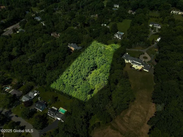112 Woods Lane, Menands, New York 12204