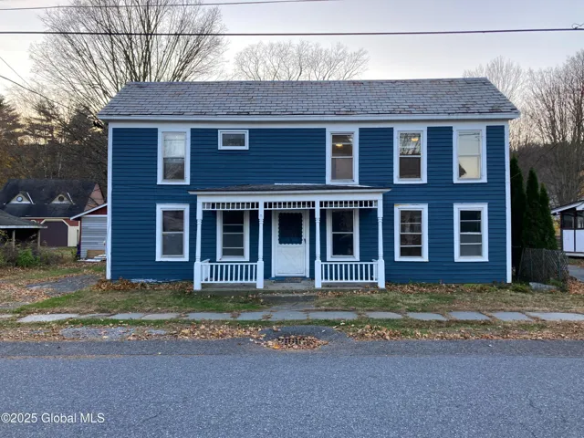14 Academy Street, Cambridge, New York 12816
