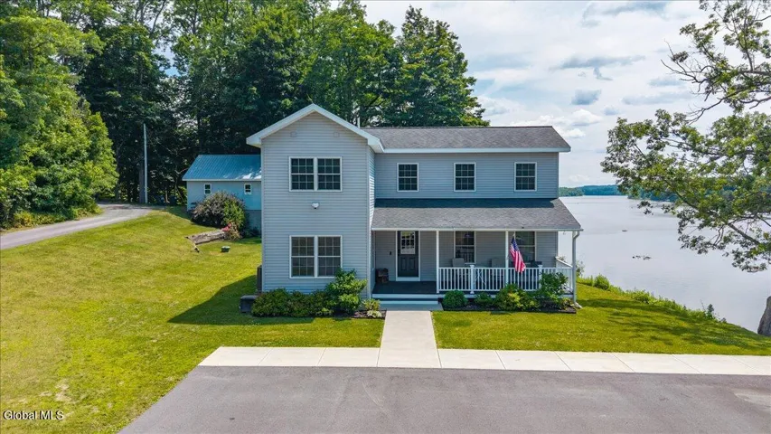 2921 River Road, Schaghticoke, New York 12121