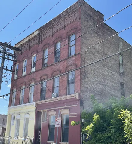 475 S Pearl Street, Albany, New York 12202