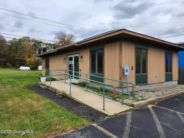 430 Dix Ave Avenue, Queensbury, New York 12804