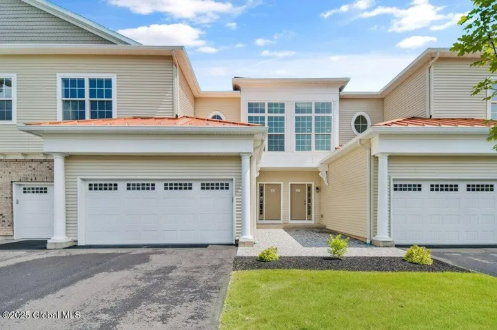 602 Vly Pointe Drive, Niskayuna, New York 12309